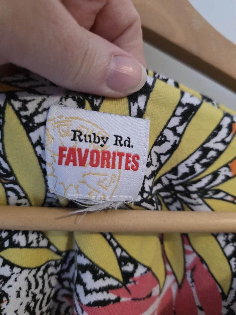 Ruby Rd. Favorites Tropical Leaf Print Faux-Wrap Top 3/4 Sleeve - Picture 3 of 6